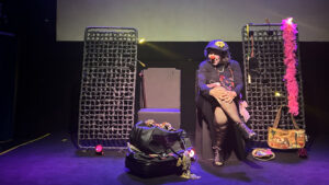 Read more about the article Ruth Mezeck em cartaz aos 88 anos com “A Mulher Aquela” em Copacabana