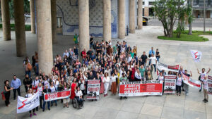 Read more about the article Grevistas fazem ato na volta da Funarte ao Palácio Capanema