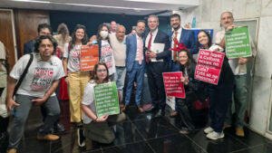 Read more about the article Servidores participam de articulação na Câmara para melhorar tabelas da Cultura